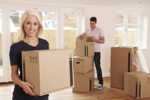 Student removals service in Richmond upon Thames for local moves