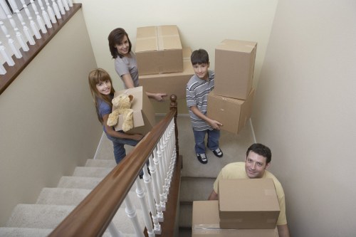 Moving large household furniture safely in Richmonduponthames
